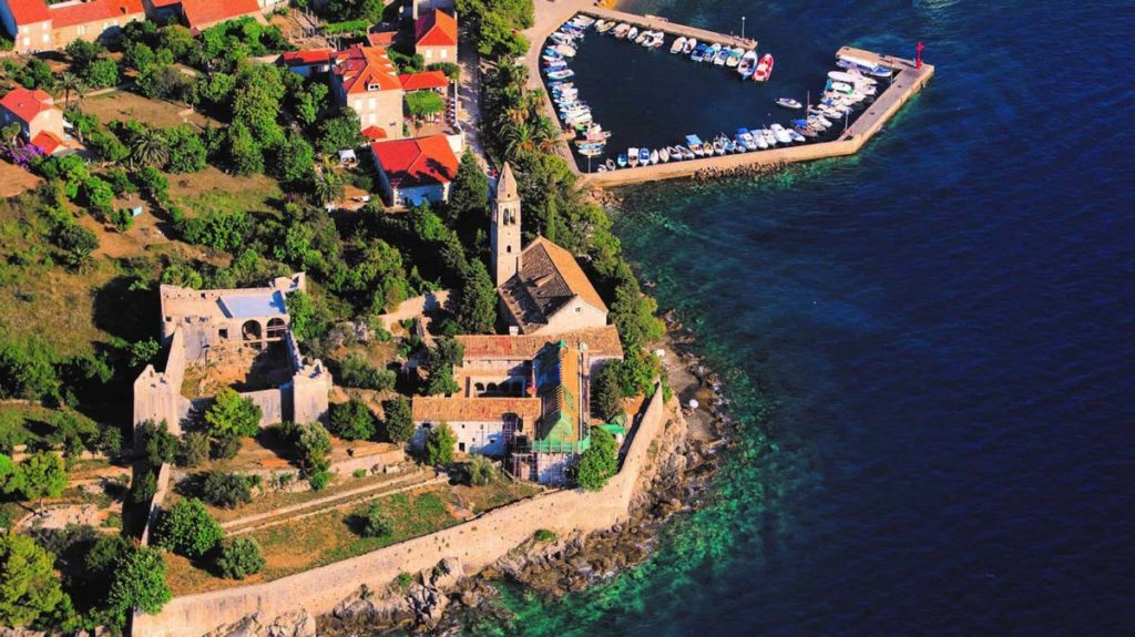 Monastero dell'isola di Sipan